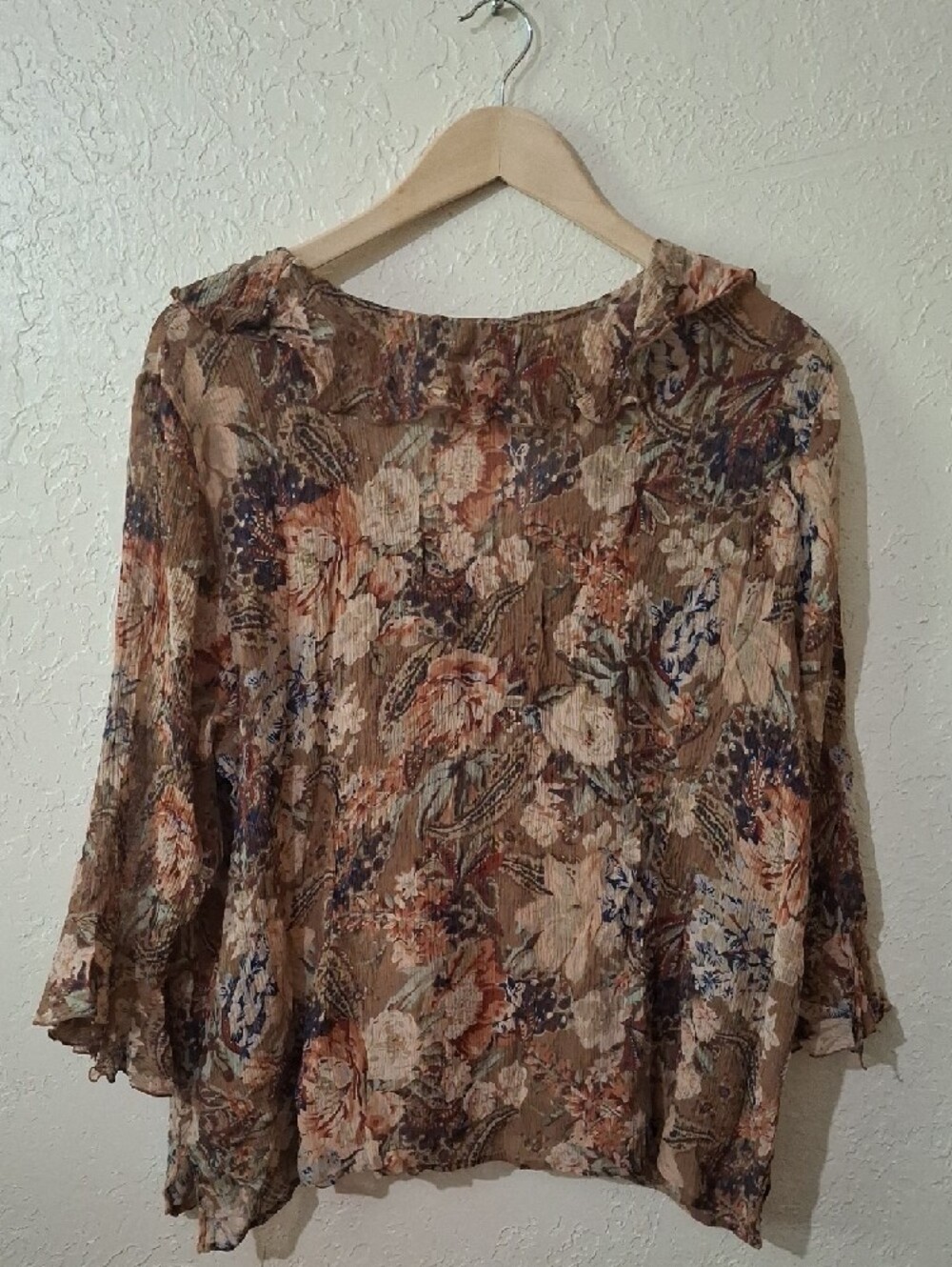 Women's Tan Floral Ruffle Button-Front Blouse - Picture 6 of 6